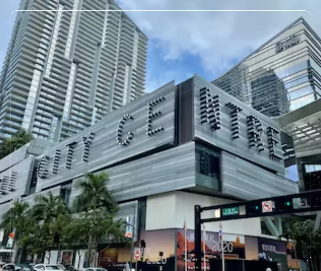 cleaning-service-brickell-miami-harmony-clean.webp Alt: Professional cleaning service in Brickell Miami FL — Harmony Clean team cleaning corporate office or luxury condo